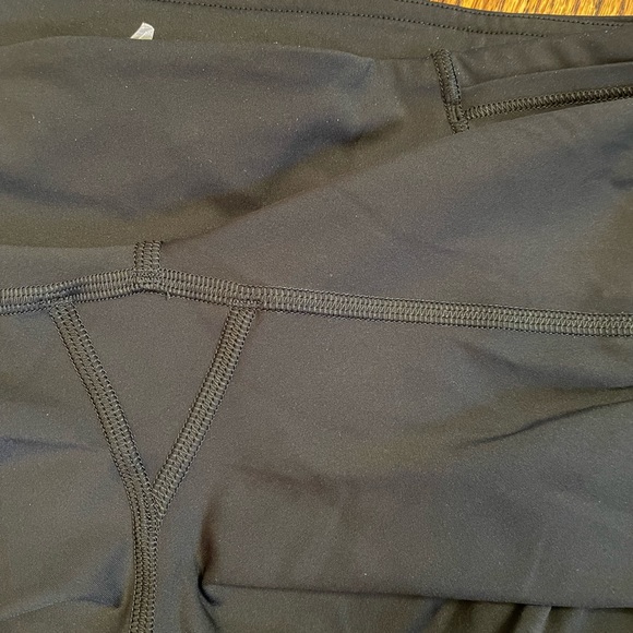 Lululemon Fast and Free Black Leggings - Picture 3 of 8